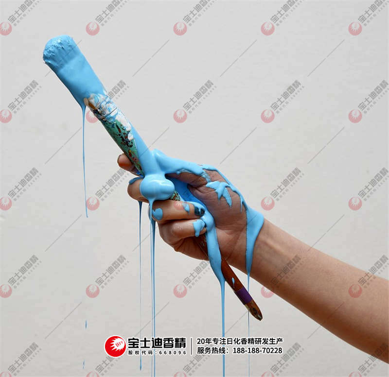 手拿塗料 手拿塗料