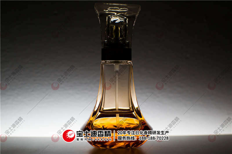 香(xiāng)水 香水