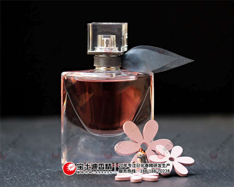 一瓶香水